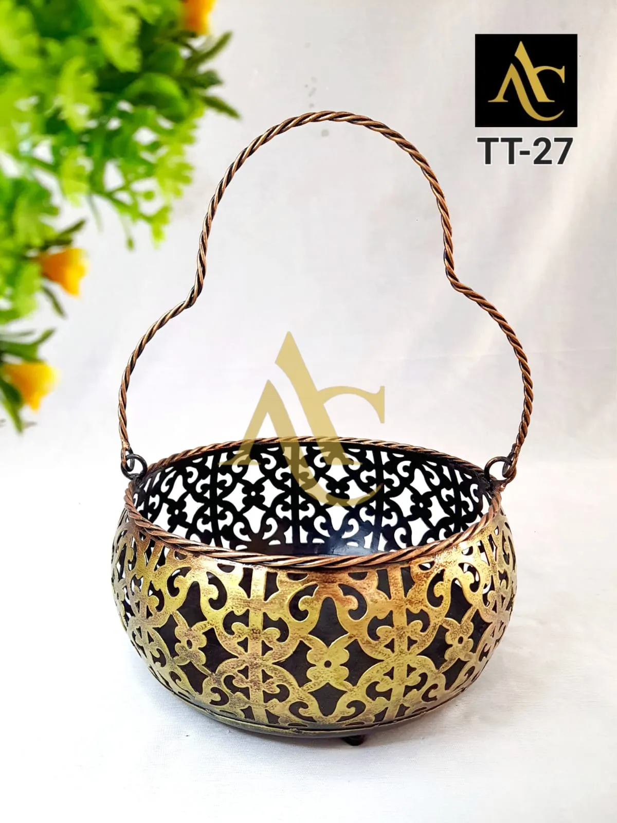 Multi purpose Metal Basket for Home Decoration-SARVO001MB