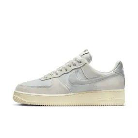 Nike Air Force 1 '07 LV8