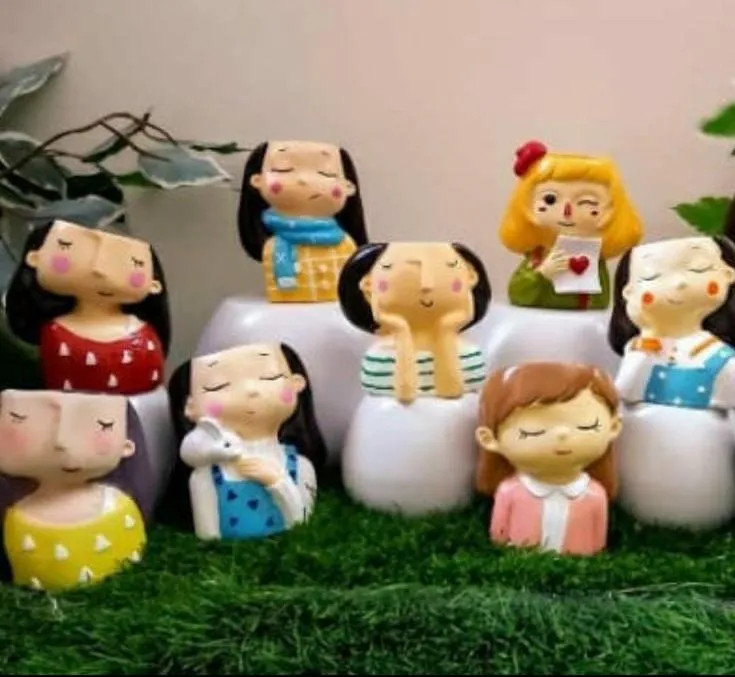 Set of 8 , Resin Beautiful Girls Planters-ANUB001PS