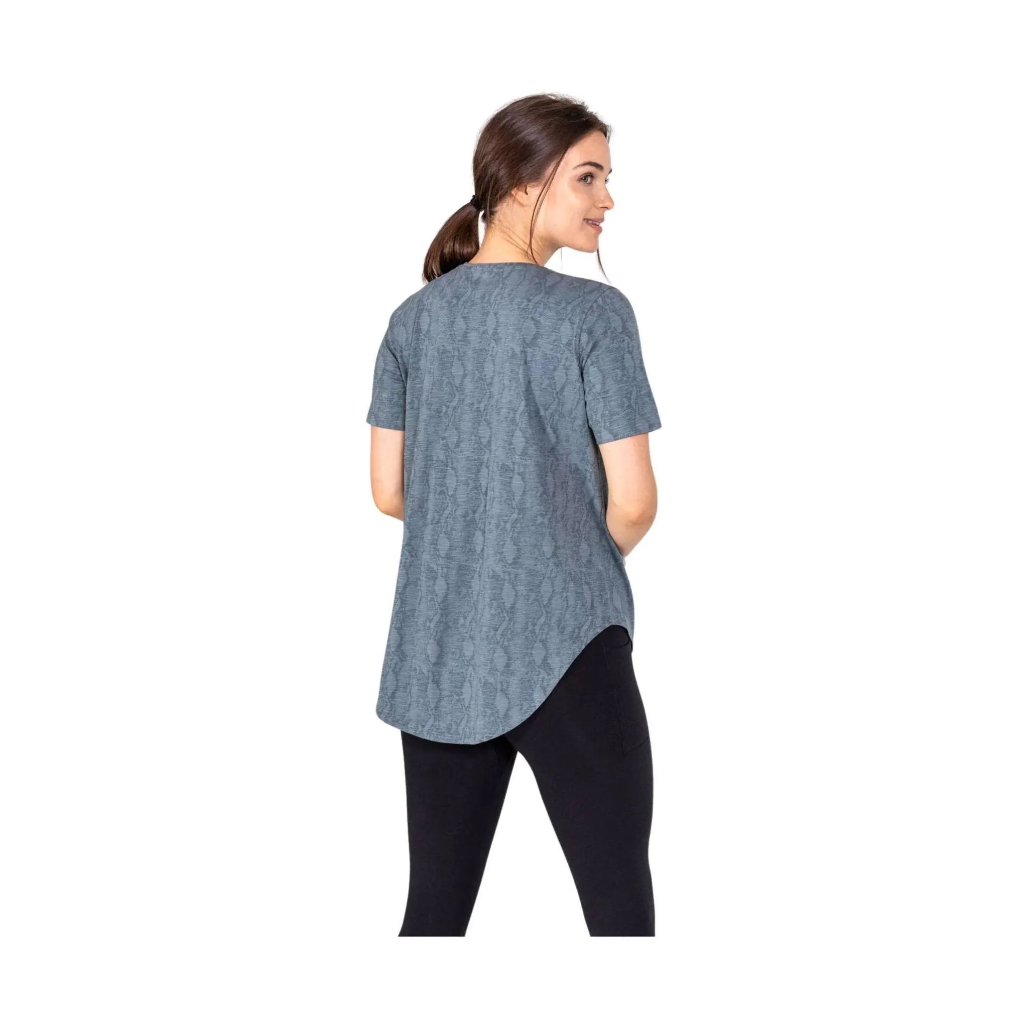 Tasc Women's Longline Boyfriend T Shirt - Storm Snake Skin